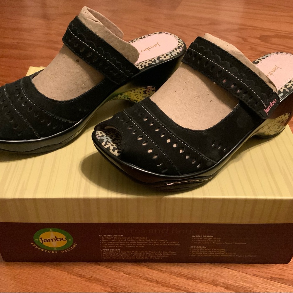 Jambu Women’s Touring Peep-toe sandal